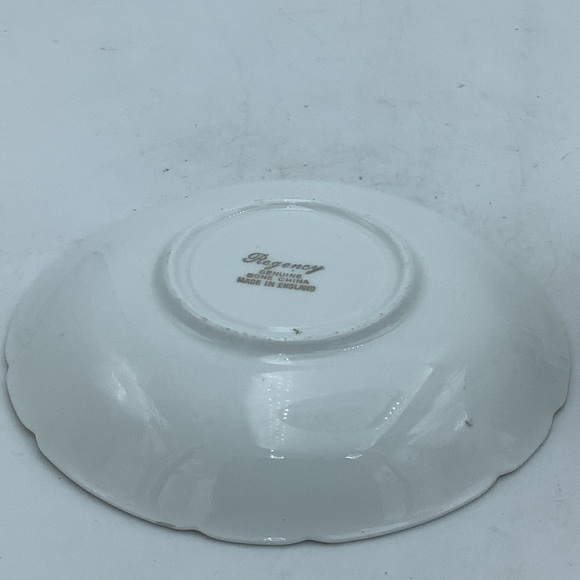 Regency English Bone China Fruits Teacup and Saucer - Picture 10 of 13